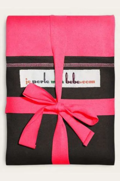 Love Radius / je porte mon doll carrier | Rose & Cafe Noir