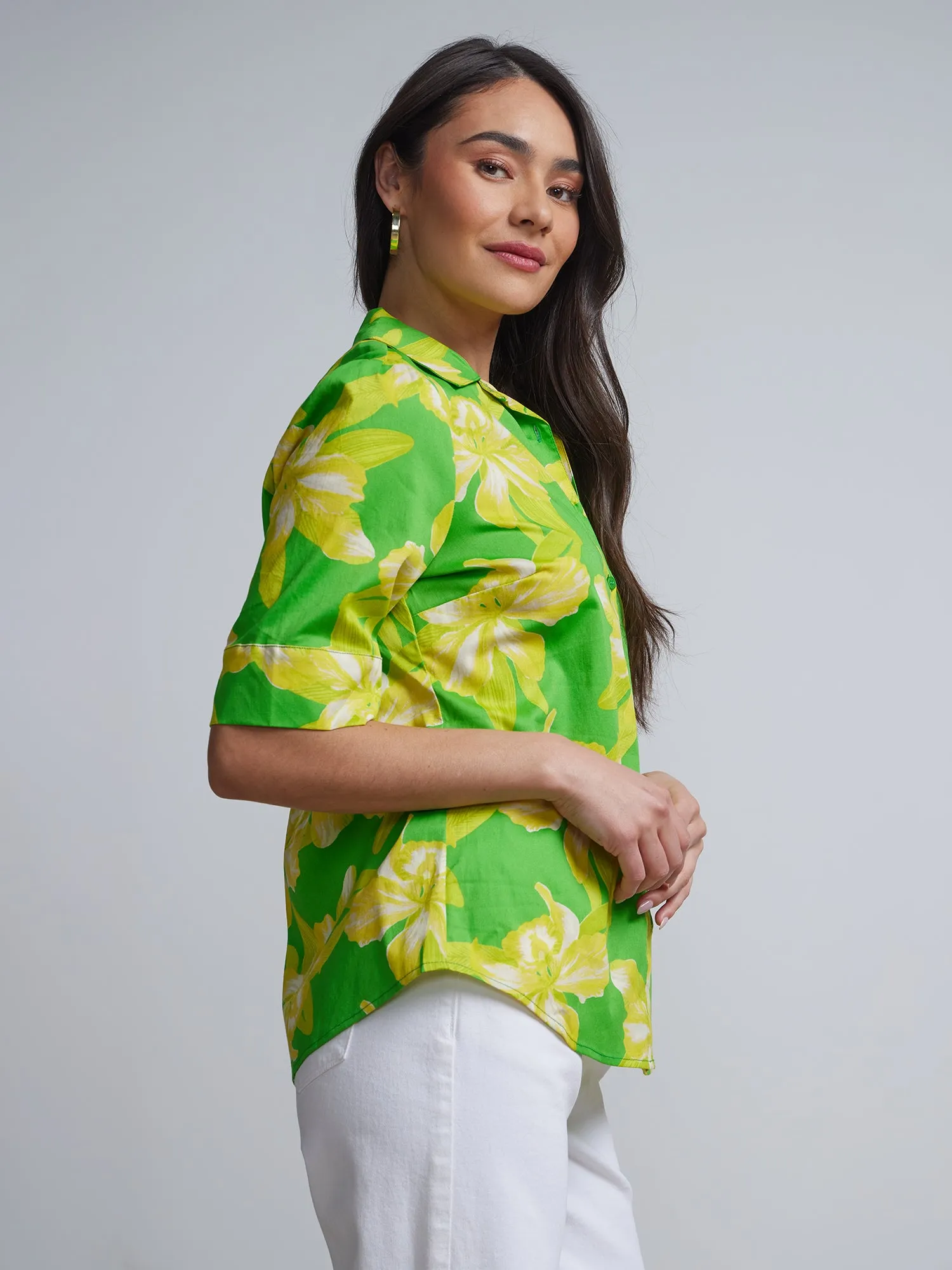 Petite Bold Floral Short-Sleeve Button-Front - NY&C Madison Shirt®