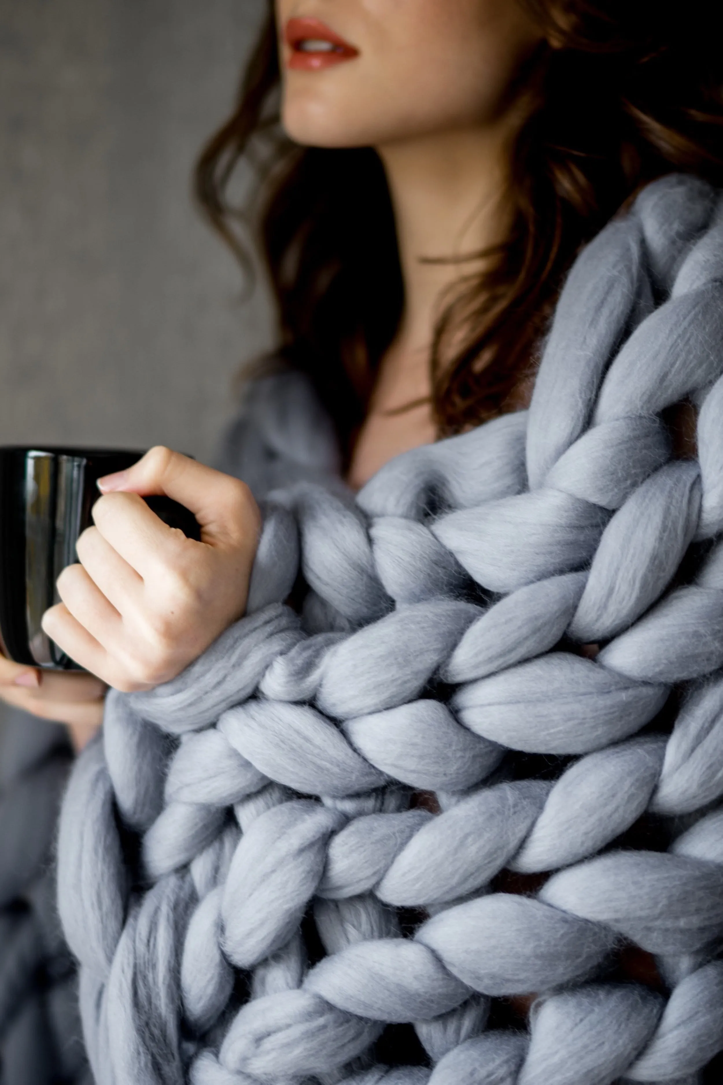 Small throw blanket 35”x50” (90x130 cm)