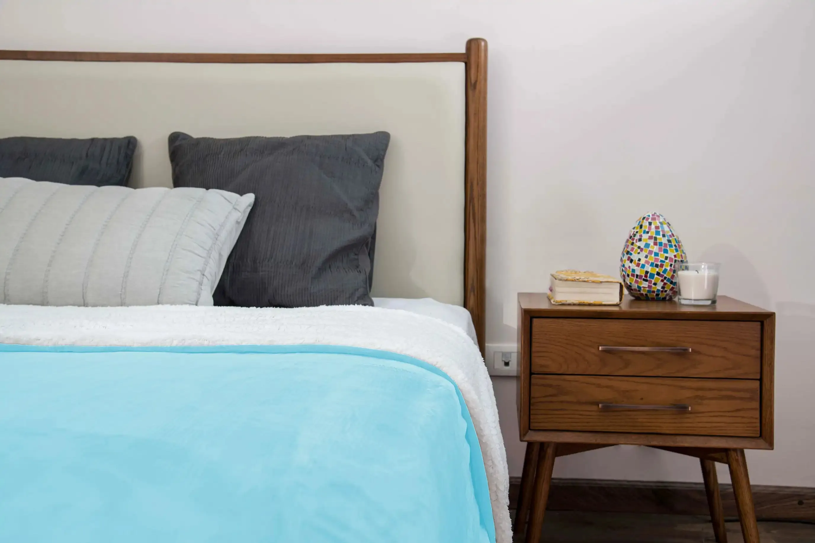 Super Soft Double Side Sherpa/Fleece Blanket (180 x 220 cm)
