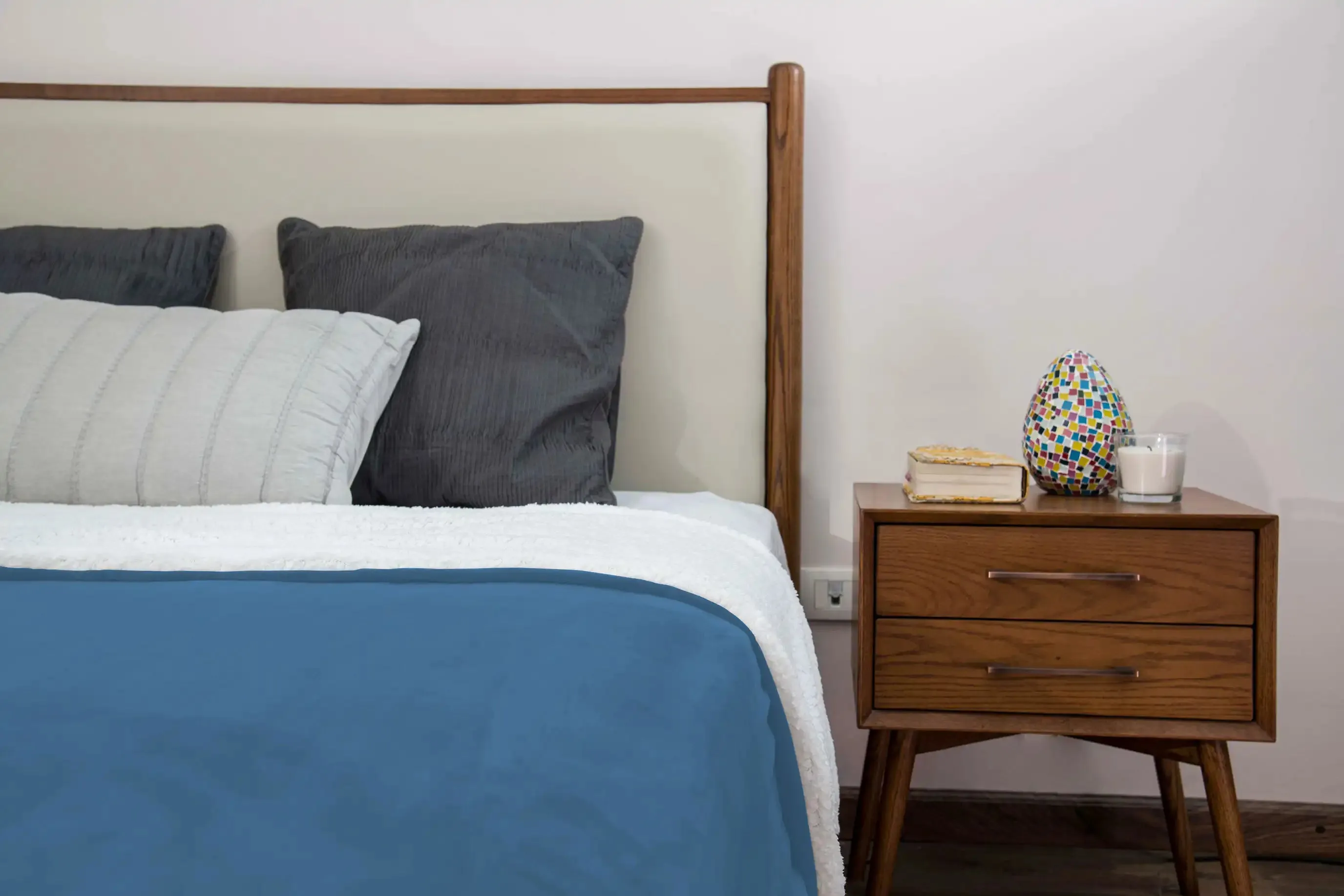 Super Soft Double Side Sherpa/Fleece Blanket (180 x 220 cm)
