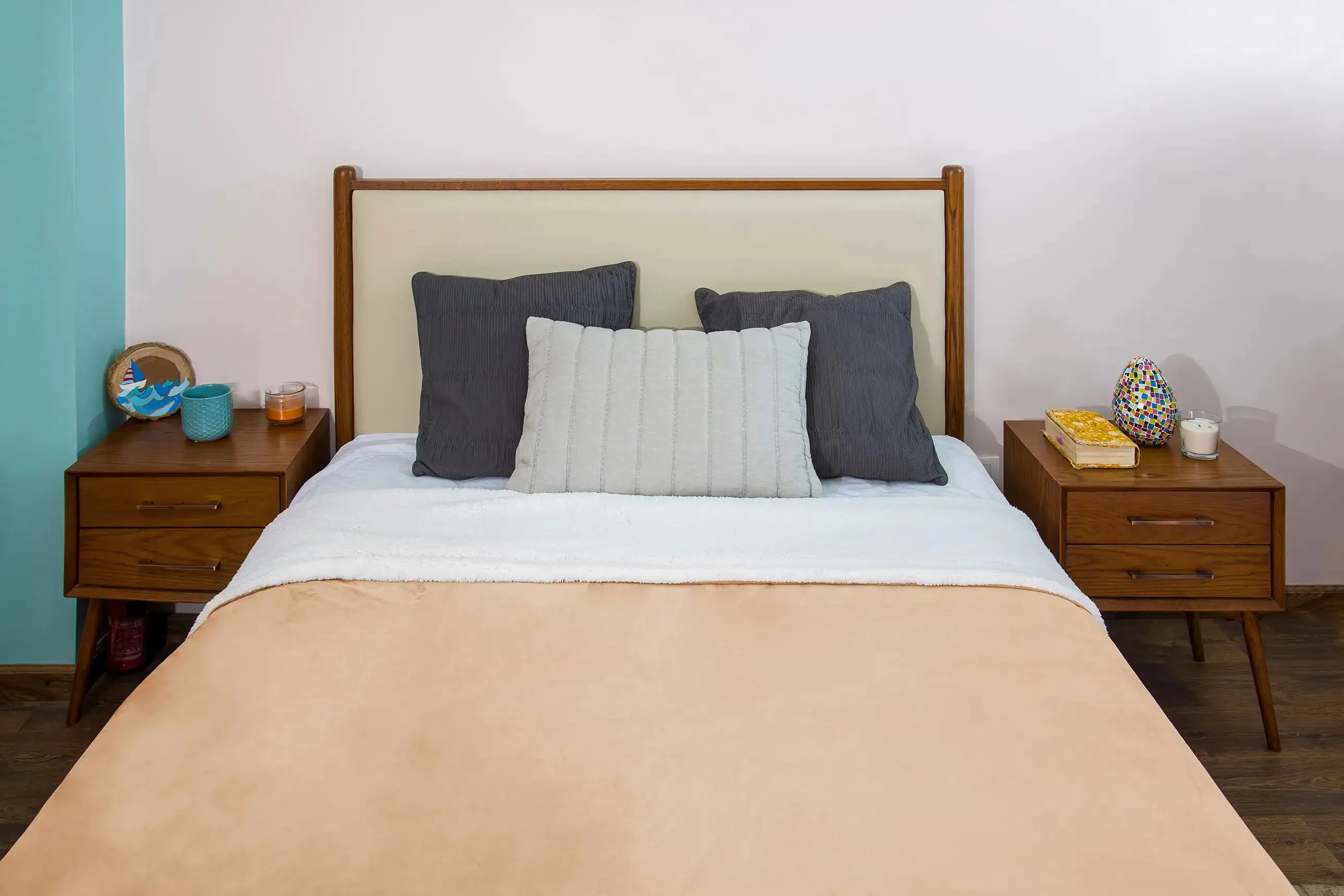 Super Soft Double Side Sherpa/Fleece Blanket (180 x 220 cm)