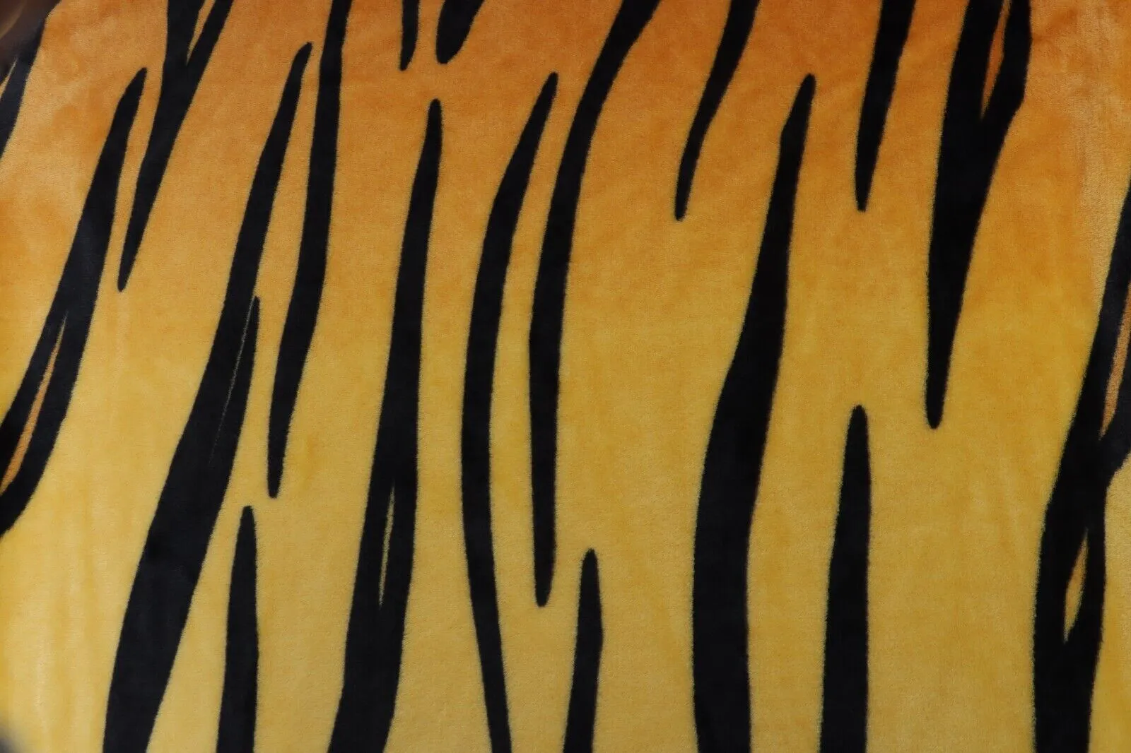Warm Fleece Throws Animal Skin Designs Blankets Warm Sofa Bed Comforters