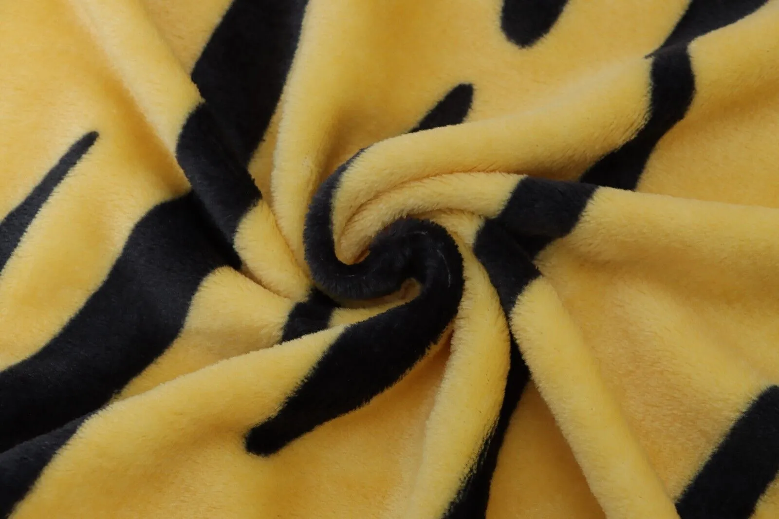 Warm Fleece Throws Animal Skin Designs Blankets Warm Sofa Bed Comforters