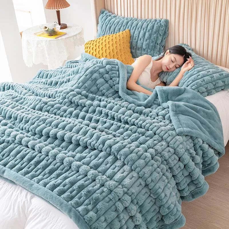 Winter Rabbit Plush Thickened Blanket