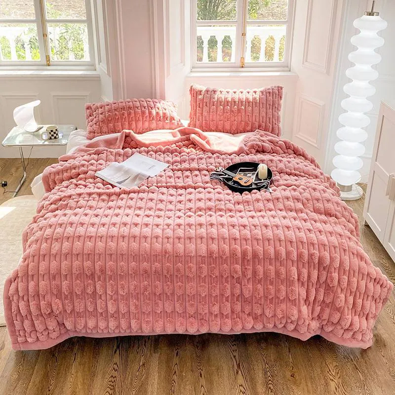 Winter Rabbit Plush Thickened Blanket
